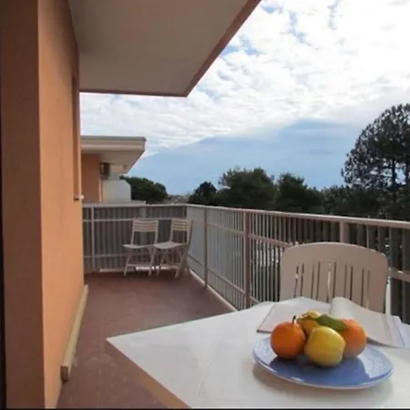 Apartamento Comfy With Pool Access Bibione